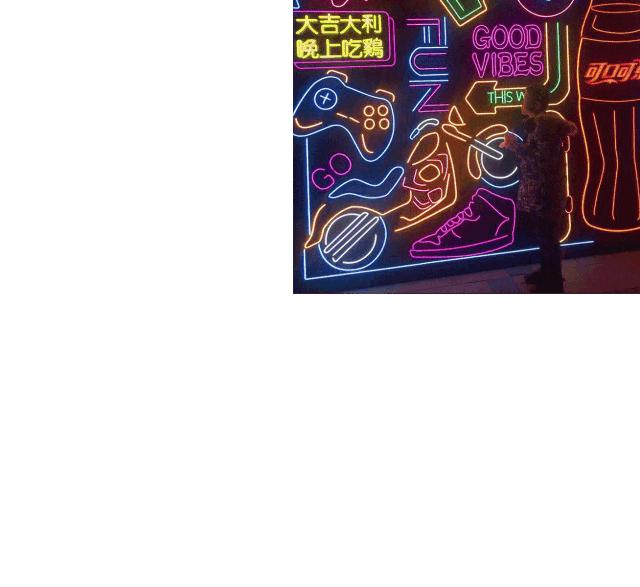 55万㎡灯光秀！全城一起蹦到2019！太嗨了！