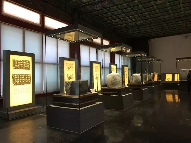 宝鸡中华石鼓园有什么建筑,陕西宝鸡市旅游景点中华石鼓园