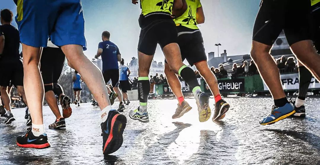 耐克和阿迪顶级跑鞋真实测评,乔丹李宁耐克阿迪哪个好