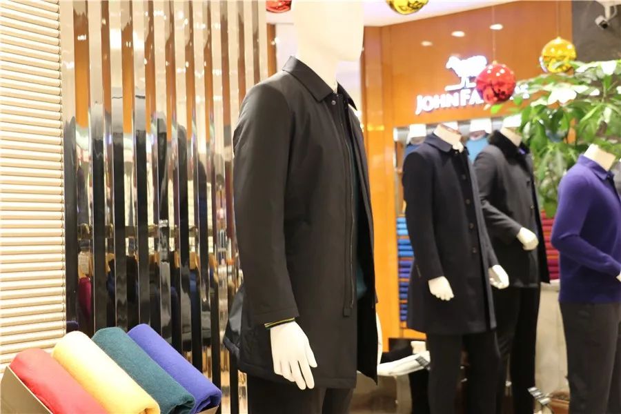 那些整天买买买的女人,平常买很多东西又不用的女生