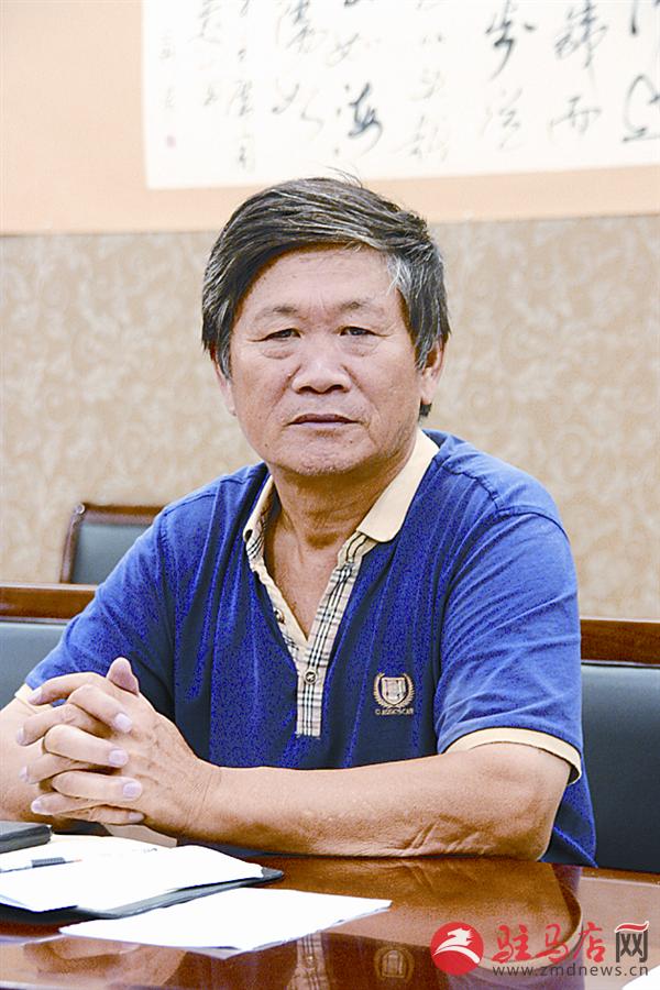 张振立平舆文化传承的孺子牛