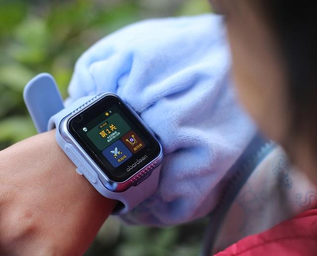 阿巴町手表平测,阿巴町儿童电话手表