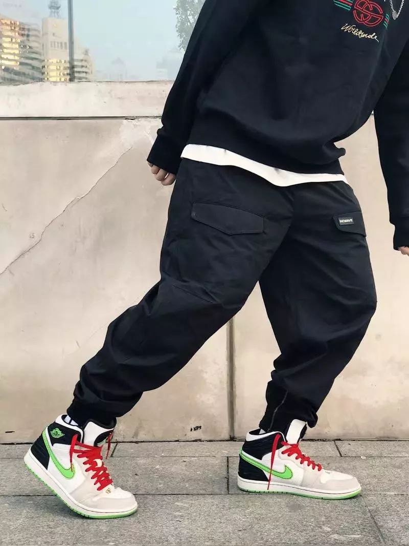 aj1体育画报49.5,aj1体育画报对比黑红