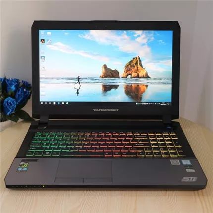 「猪王二手」五个卖家同时看中一台电脑,怎么办?