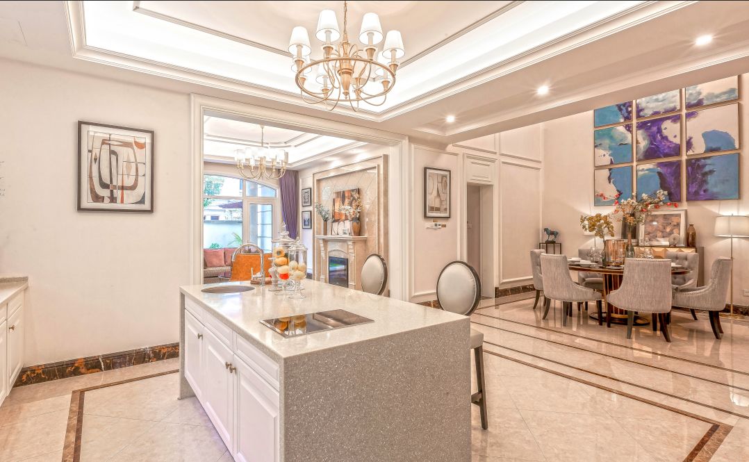 发现价格和首日开盘价格,笋盘为什么那么便宜