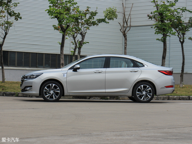 北汽智道落地价,北汽绅宝智道u7新智版落地价