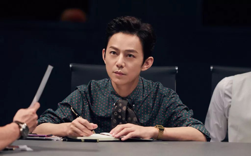 大侦探谭松韵 (谭松韵大侦探服装)