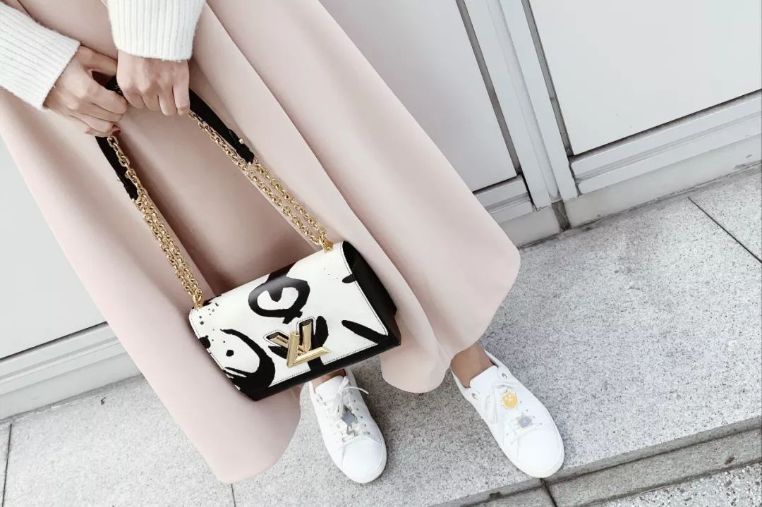 *服私**｜穿越三个城市，记录我的一周穿搭～