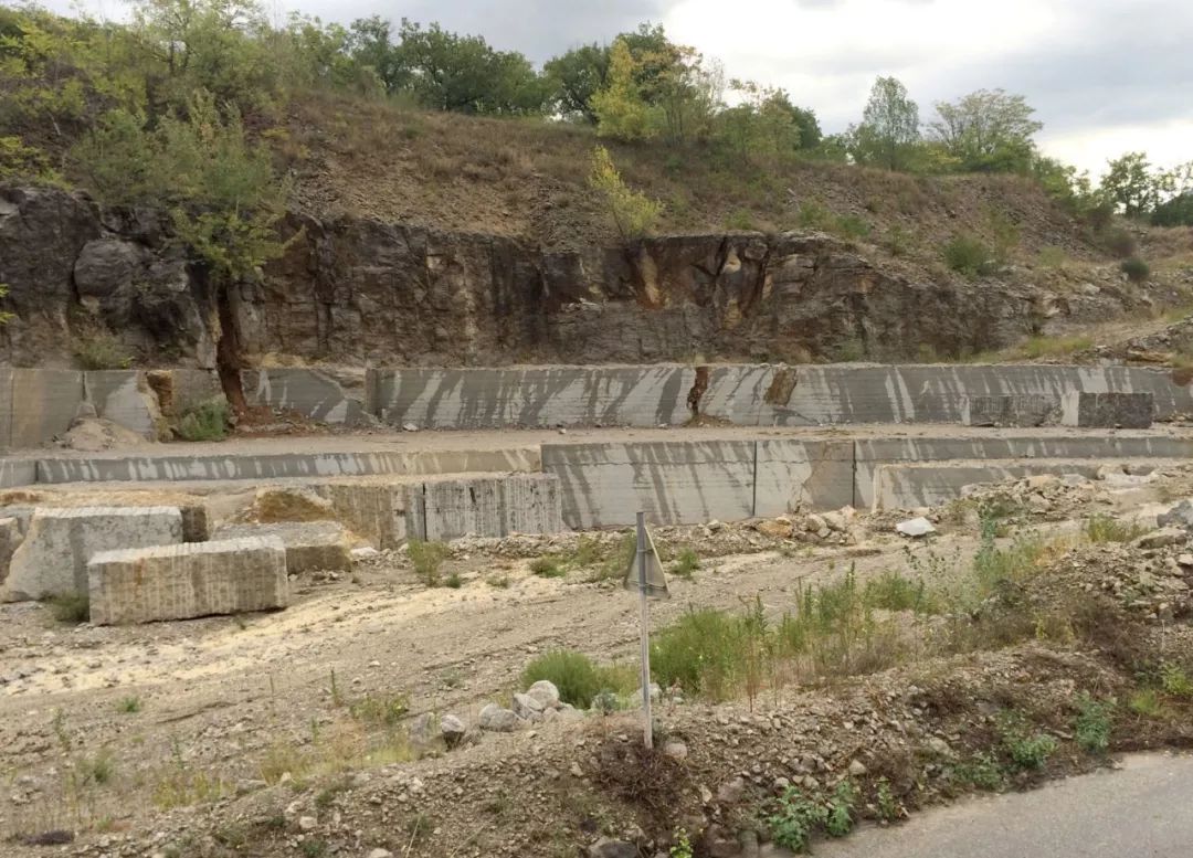 高端公寓烂尾楼,烂尾楼带来的惊喜