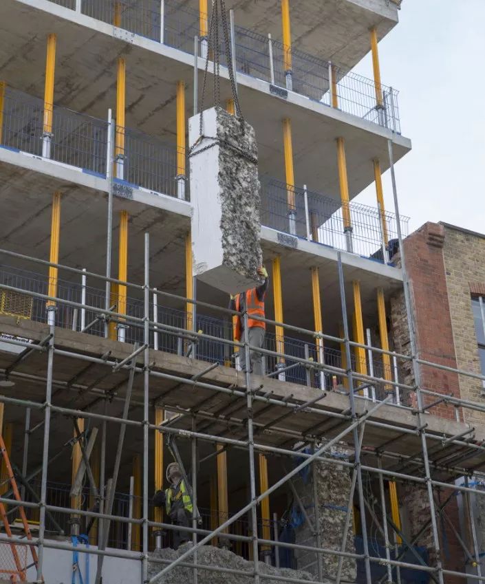 高端公寓烂尾楼,烂尾楼带来的惊喜