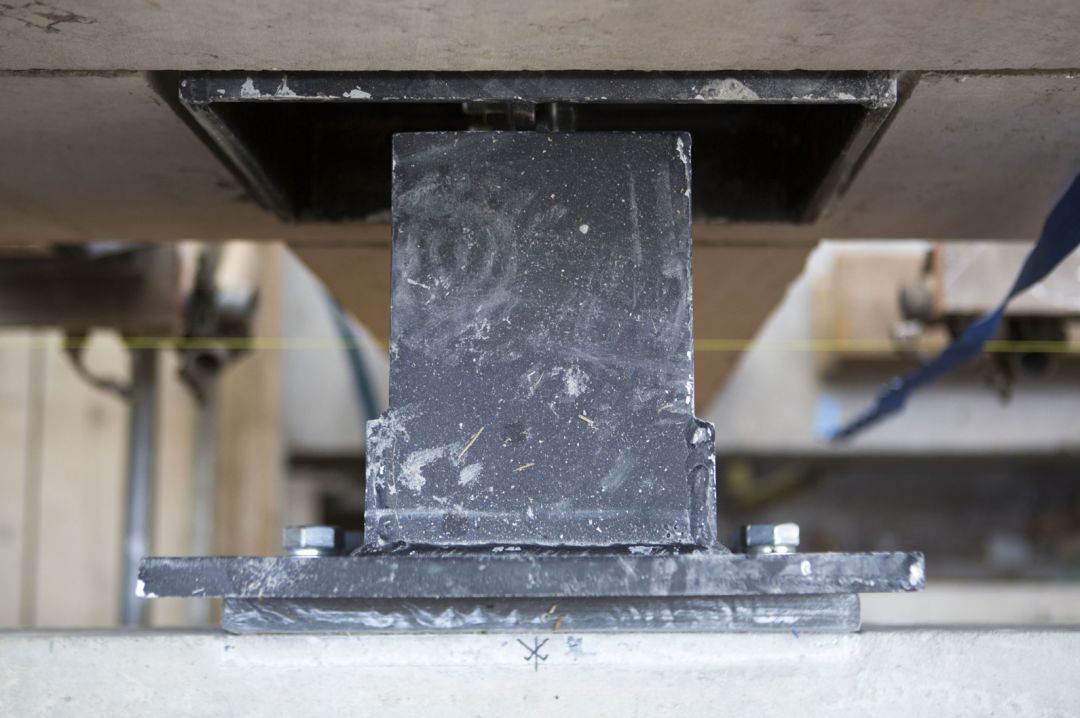 高端公寓烂尾楼,烂尾楼带来的惊喜