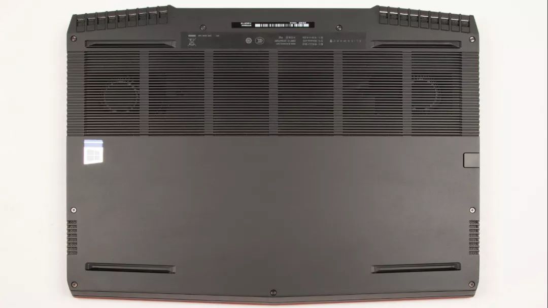 轻薄本游戏本哪个性价比高,聊一款风格大变样的轻薄游戏本