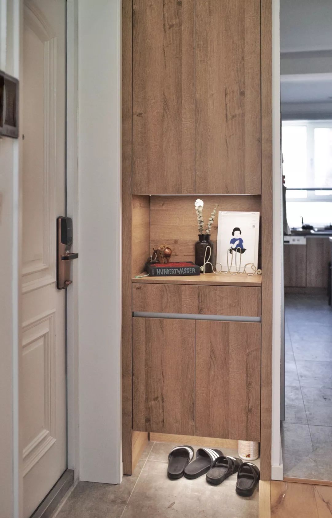 在茶几、床头柜动了点手脚后，神奇的事情……发生了