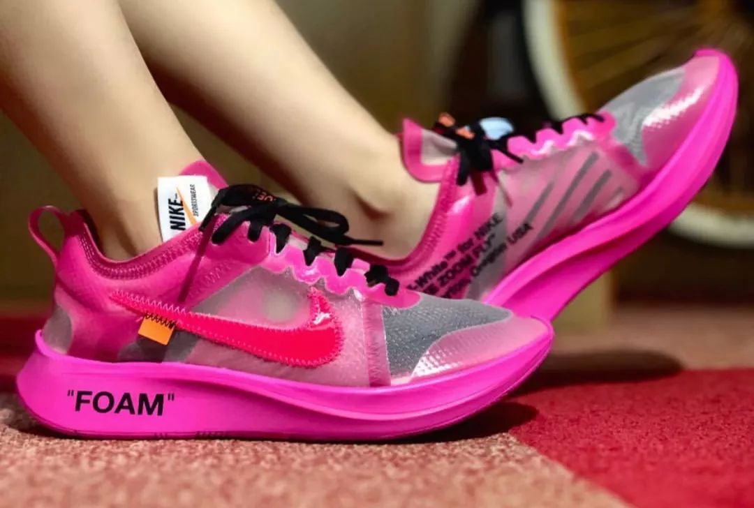 今年流行的小粉鞋,今年流行小粉鞋