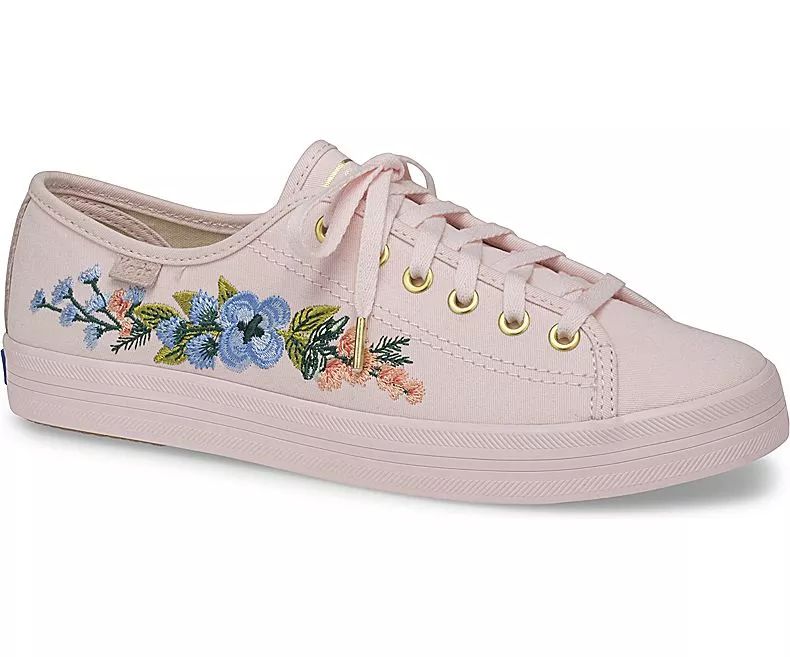 今年流行的小粉鞋,今年流行小粉鞋