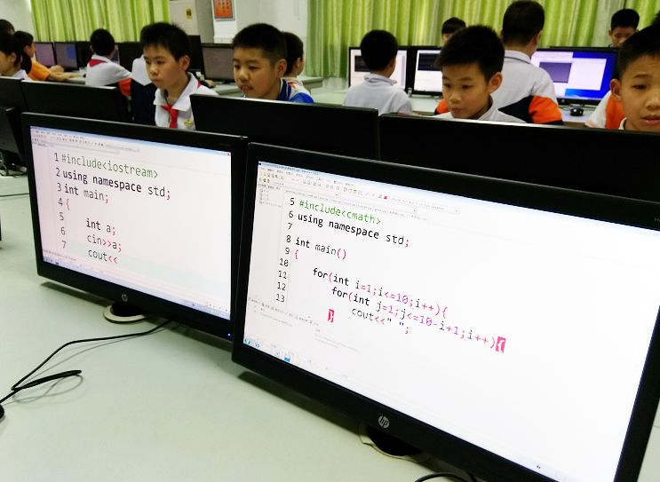 42年历史！西约这所小学用信息学撬动发展，加速崛起！