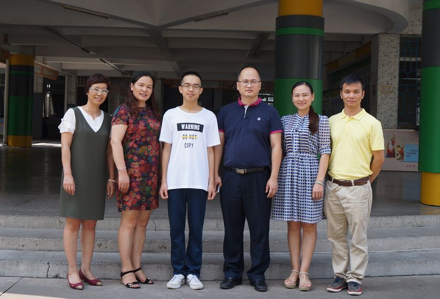 42年历史！西约这所小学用信息学撬动发展，加速崛起！