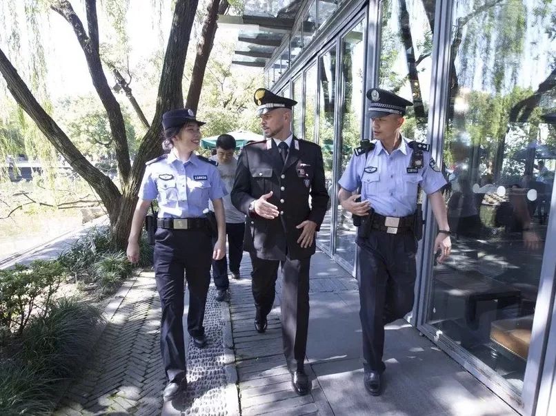 sosweet娓╁窞,sosweet濂崇敓缈诲敱