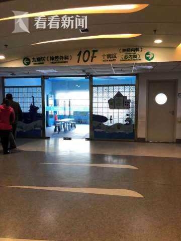 上海一小区男孩被砸身亡,上海一酒店大门砸伤男童