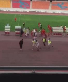 涓浗瓒冲潧鍗佸ぇ鎵撴灦浜嬩欢,涓浗瓒崇悆鍗佸ぇ鎵撴灦浜嬩欢瑙嗛