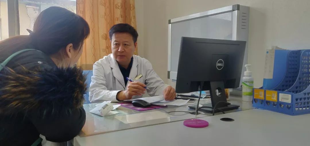 「鹿城健康365」睡觉翻身时头晕目眩？包医二附院专家提醒当心是”耳石症“作怪！