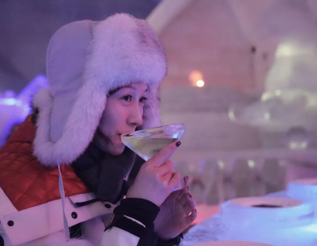 圣诞节出没的绿毛怪,圣诞节绿毛怪格林奇真人版