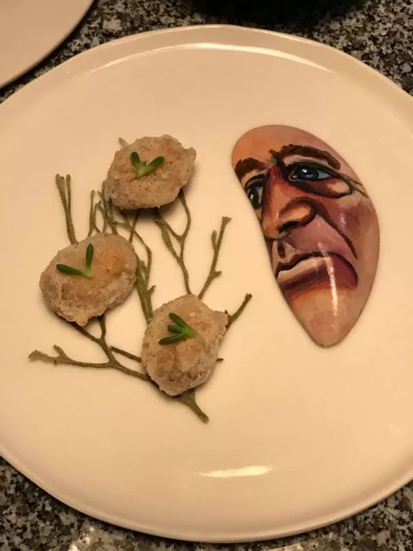 澳洲这杯暖冬的美酒里,可以闻到桉树叶的夏天味道