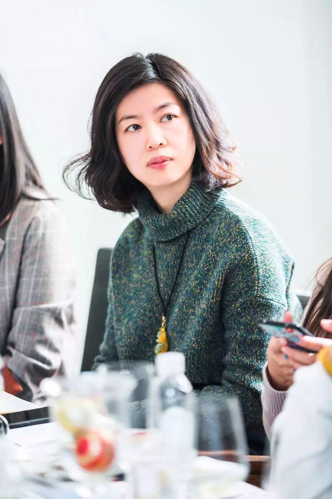 澳洲这杯暖冬的美酒里,可以闻到桉树叶的夏天味道