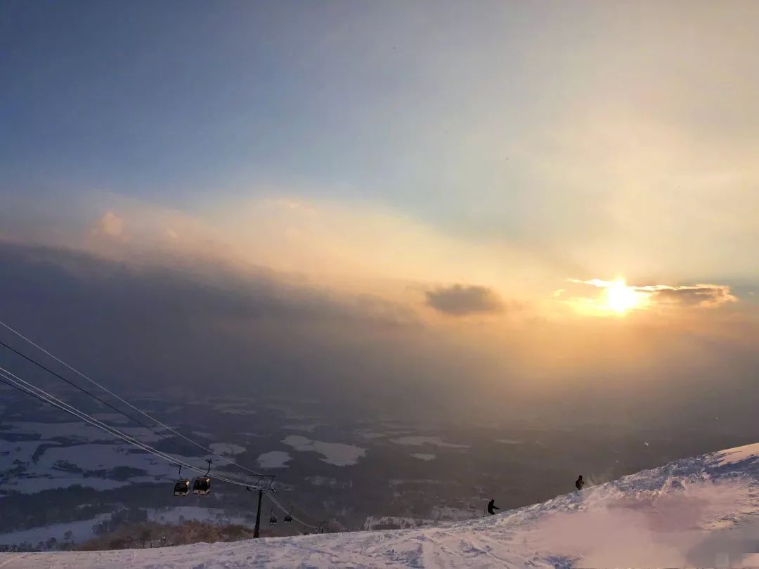 圣诞节出没的绿毛怪,圣诞节绿毛怪格林奇真人版