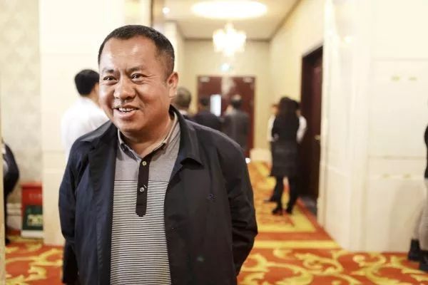 穷得只剩钱的老板,穷的只剩下钱的老总