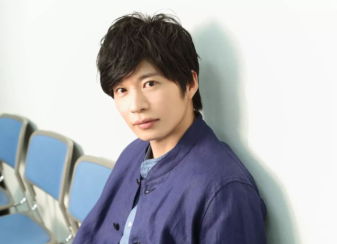 去银座要注意了！有一批主动搭讪、倒贴的日本妹子，专挑年薪1000万的男生下手……