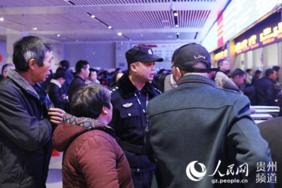 警方提醒提防购票诈骗,警方提醒慎防诈骗