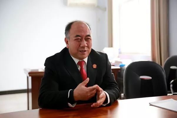 「见证改革开放40周年焦作法院集体」博爱法院许良中心法庭:穿梭于山区的公平使者