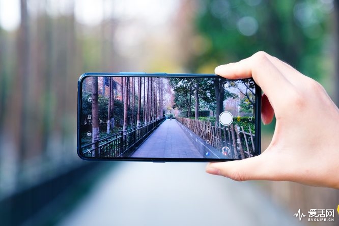 vivoNEX双屏版评测:这是vivo对智能手机的另一种解答