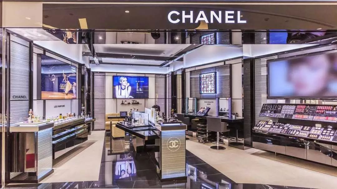 “暖心圣诞，有颜献礼”丨雅诗兰黛圣诞礼盒、Dior香水套装、DHC唇膏免费送！一场美妆风暴正在来袭！