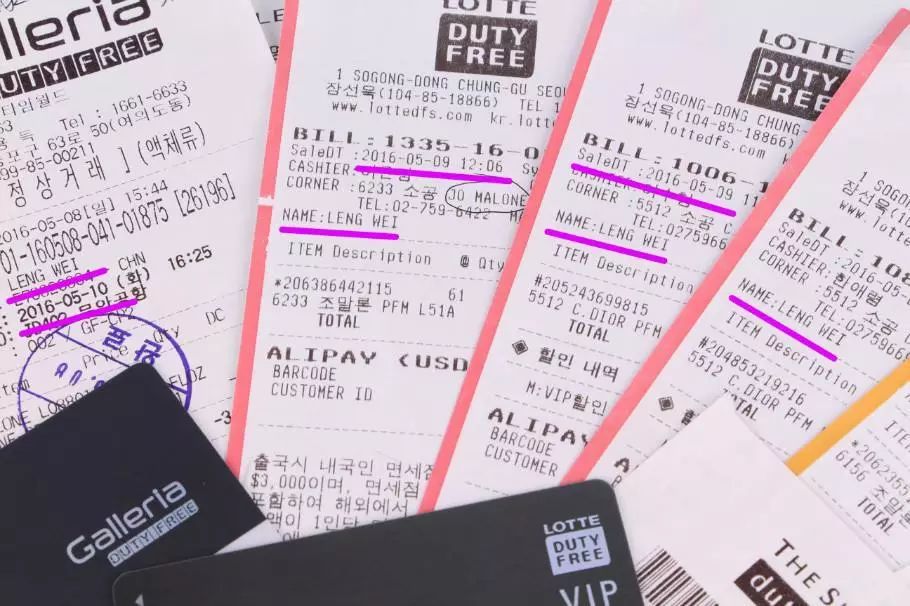 “暖心圣诞，有颜献礼”丨雅诗兰黛圣诞礼盒、Dior香水套装、DHC唇膏免费送！一场美妆风暴正在来袭！