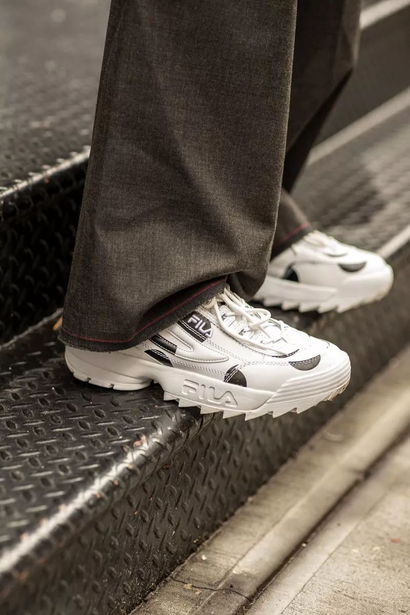 fila运动衣怎么搭配,fila高级时装