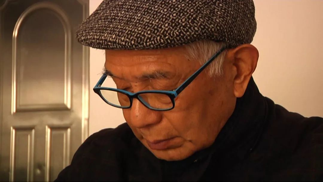 七旬老人竟然是“微信达人”,他的朋友圈很赞……