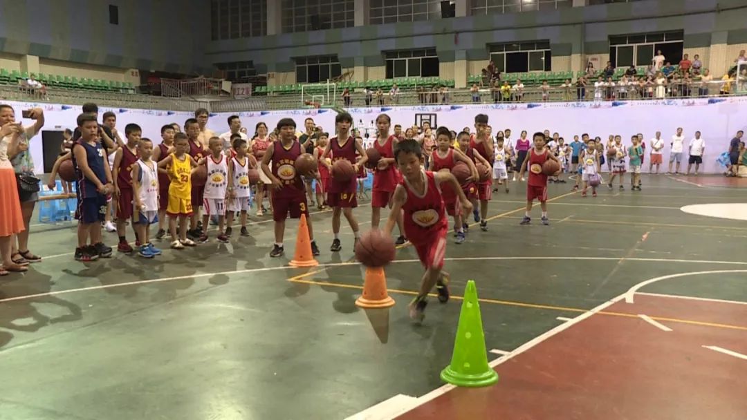 重庆大足小学篮球,重庆大足前十名小学