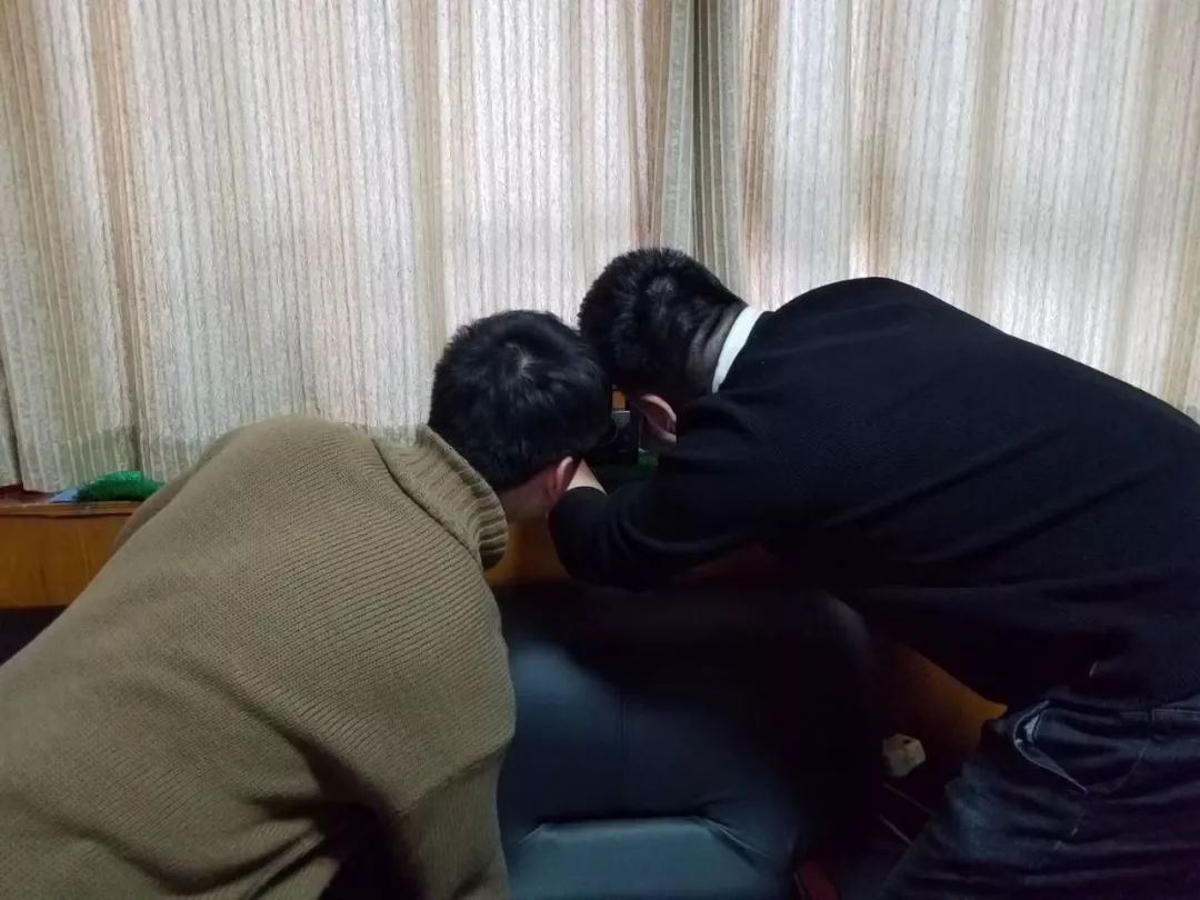 错过这条微信，你就错过了猛料、20万元、翡翠珠宝……