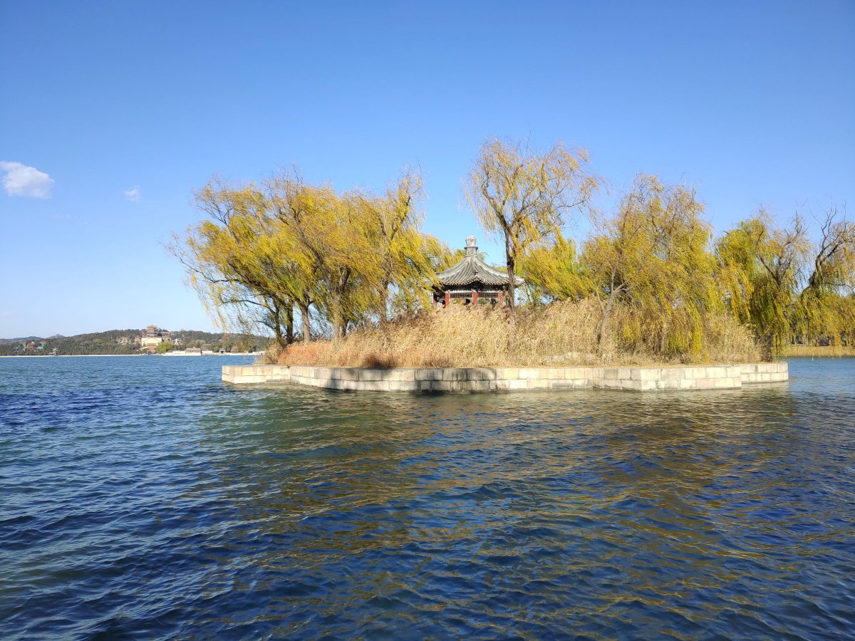 坚果r1smartisanos8.0,锤子手机坚果r1后摄像头