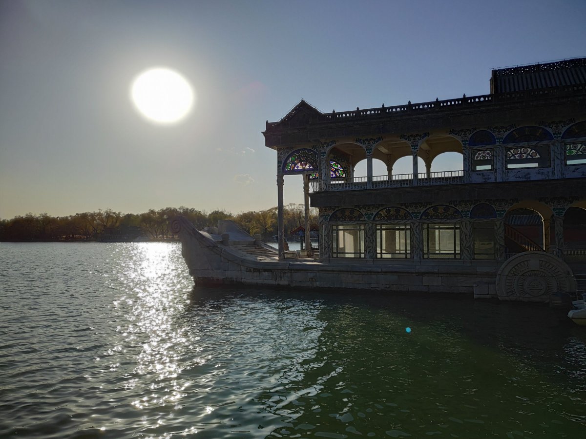 坚果r1smartisanos8.0,锤子手机坚果r1后摄像头