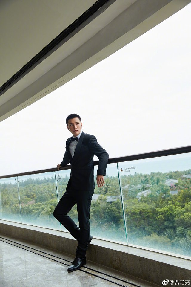 去三亚自由行美食攻略,三亚旅游美食攻略自由行路线推荐