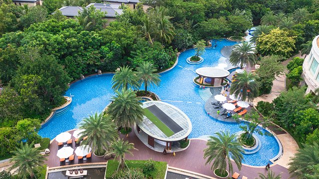 去三亚自由行美食攻略,三亚旅游美食攻略自由行路线推荐