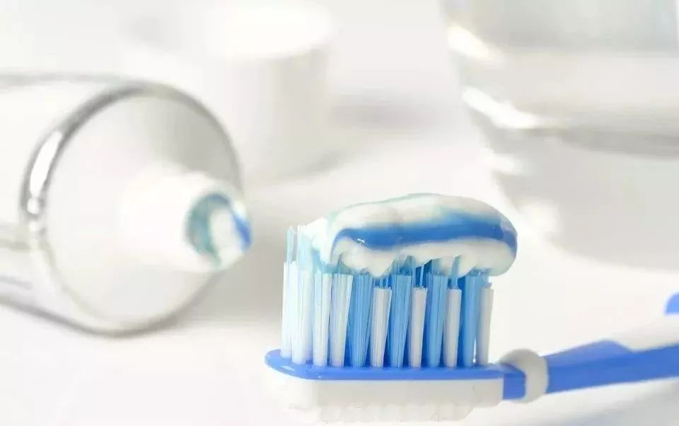 牙膏越贵越好么,牙膏越贵越好