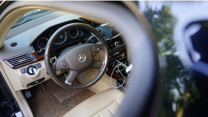 开车技巧新手必看教程慢动作,女新手开车上路技巧视频教程全集