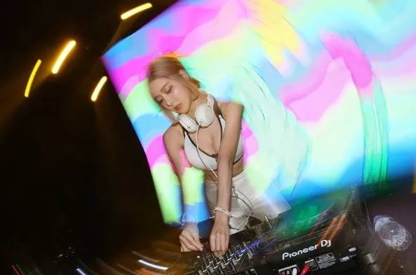 昌吉年终大促：买299减119！黄金百货全面大放价！