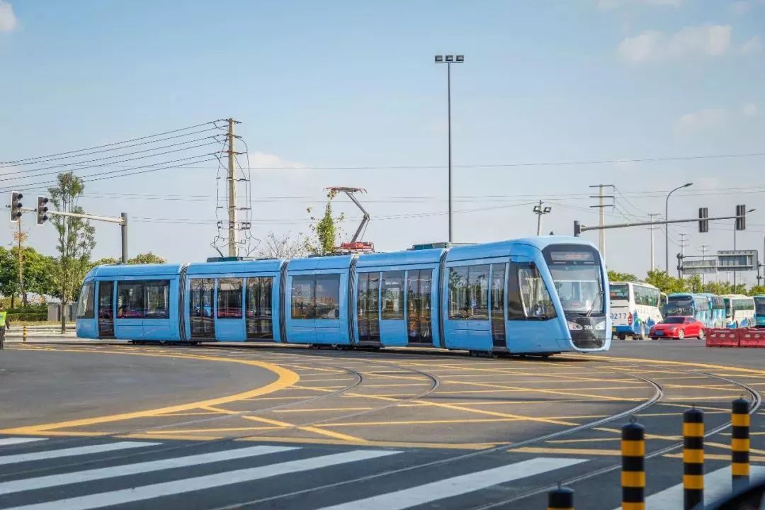 双喜临门！今天成都地铁3号线二三期和超萌“丁丁猫”上新啦