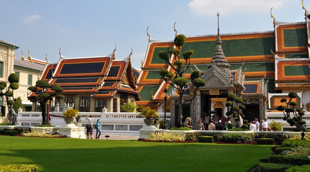 就因为不懂这些,他们在泰国被人妖打的头破血流