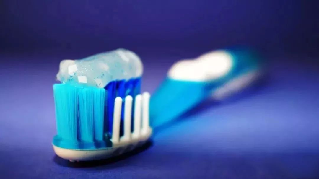 什么牌子的牙膏对牙齿好,什么牌子的牙膏对牙齿比较好